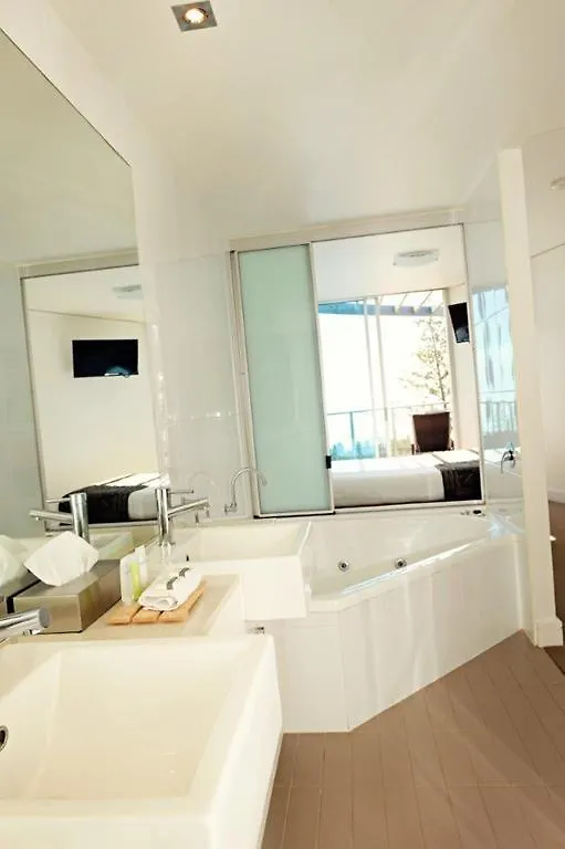 Resort Manta Bargara Hotel