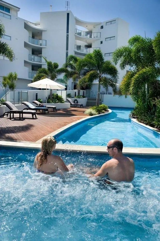 Manta Bargara Hotel