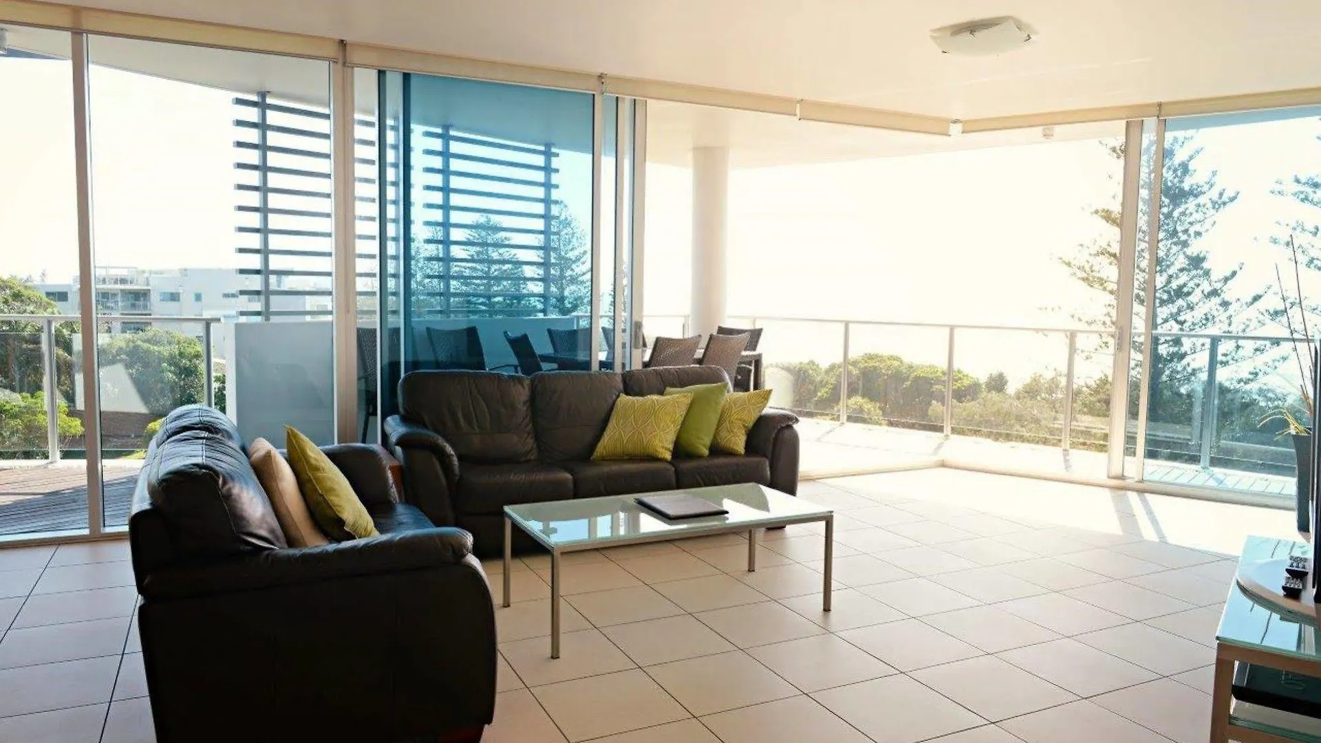 Manta Bargara Hotel
