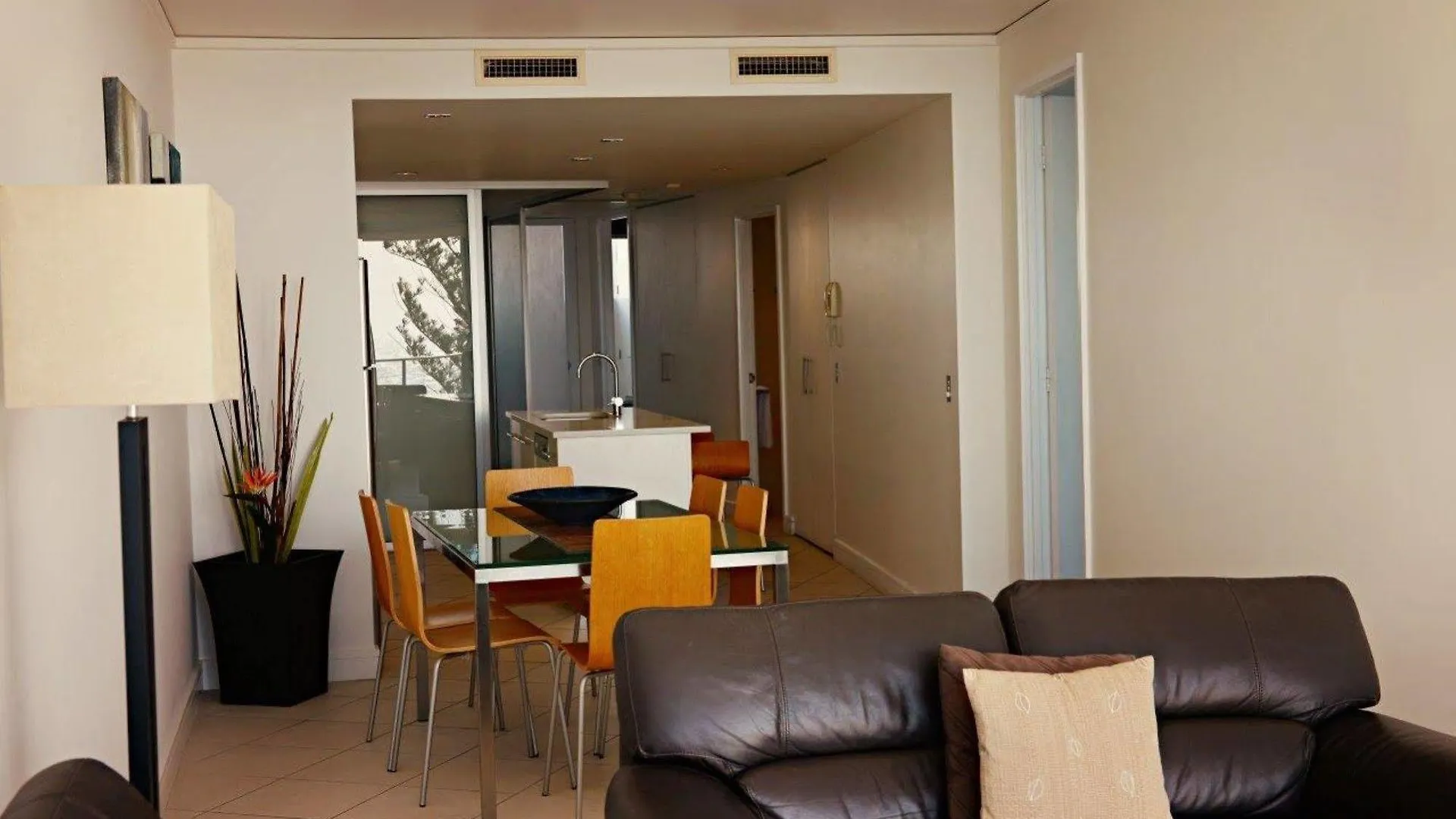 Manta Bargara Hotel